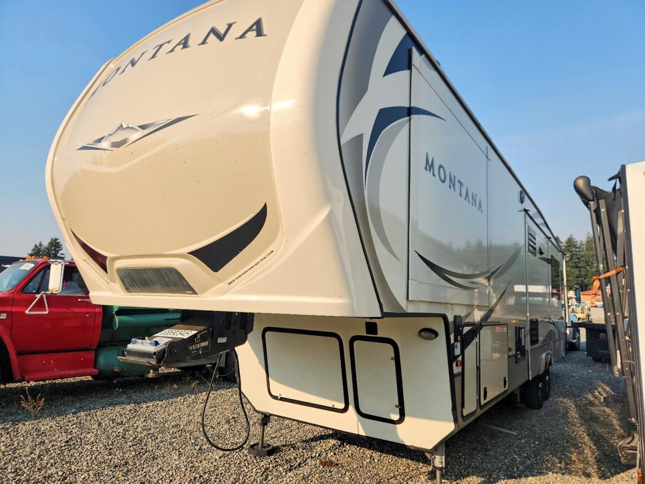 2019 Keystone 2019 Keystone Montana Camper