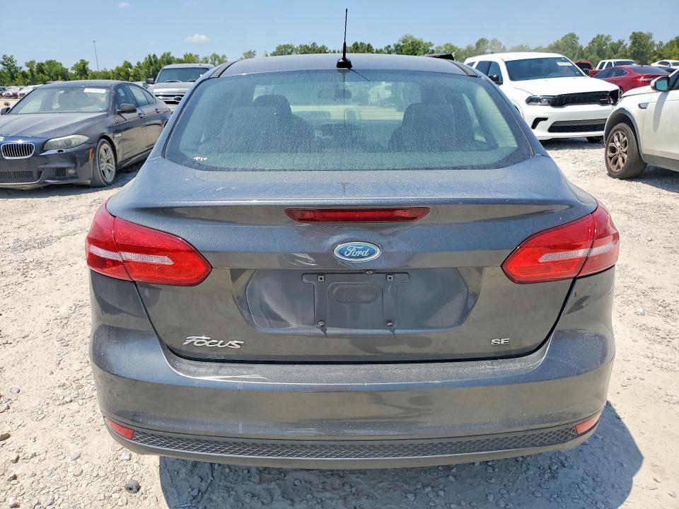 2017 Ford Focus se