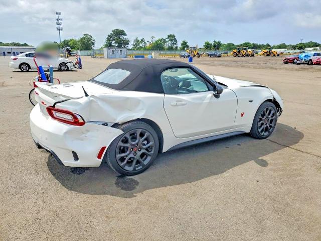 2020 Fiat 124 Spider Classica