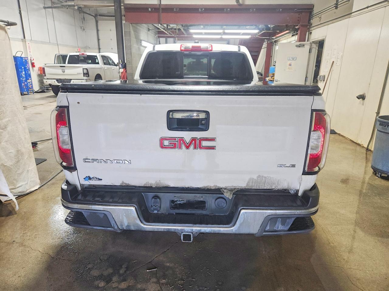 2017 GMC Canyon SLE