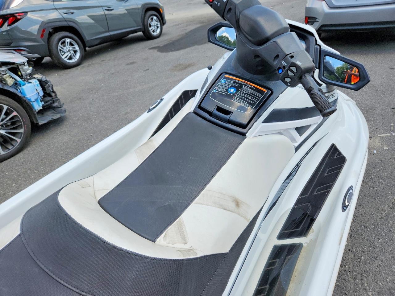 2020 YAM VX Limited