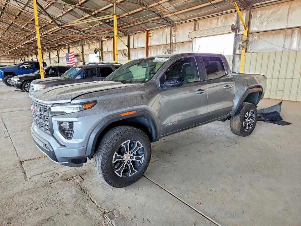 2025 GMC Canyon AT4