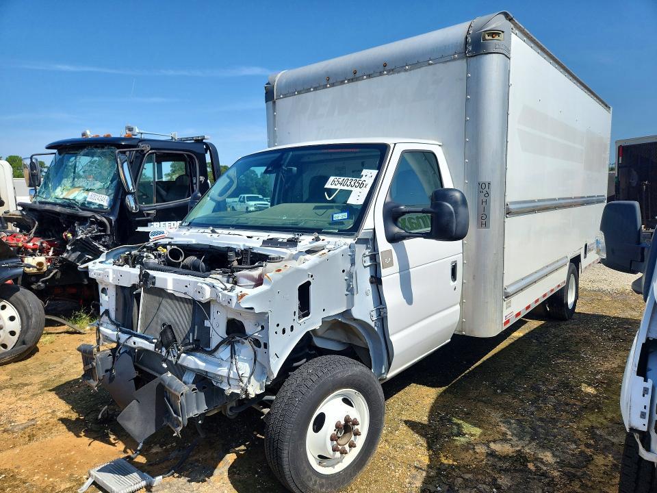 2022 Ford Econoline-BOX Truck