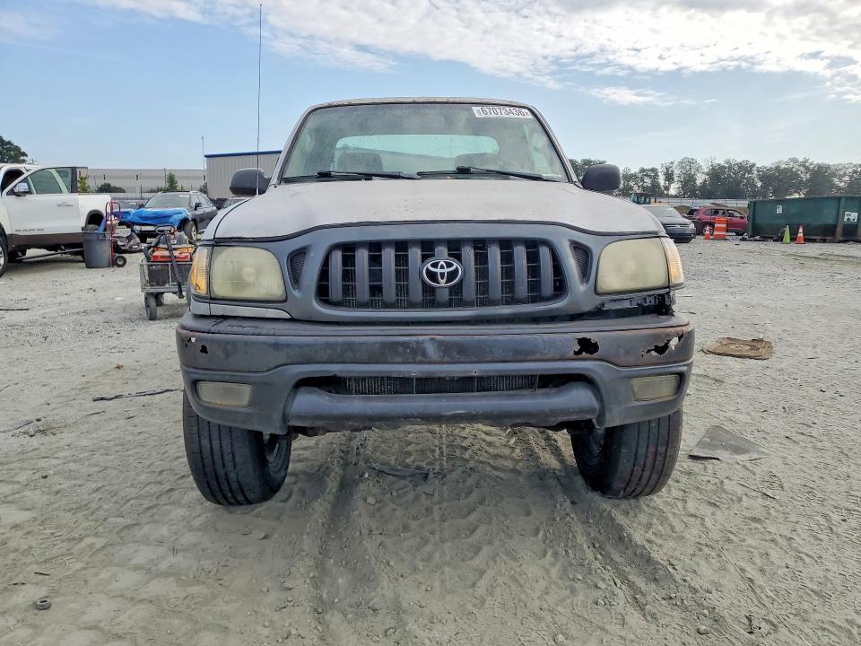 2004 Toyota Tacoma Base