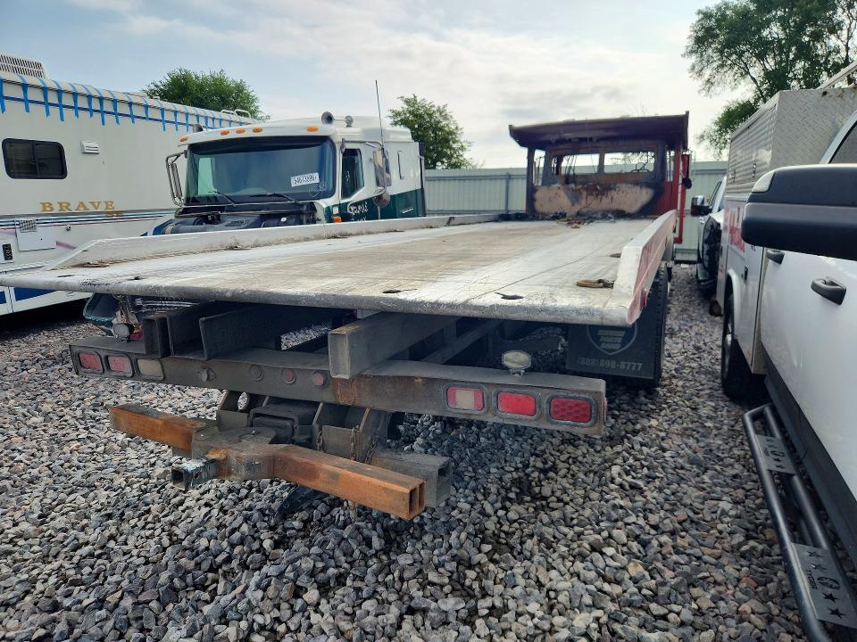 1999 Freightliner Medium Conventional FL70
