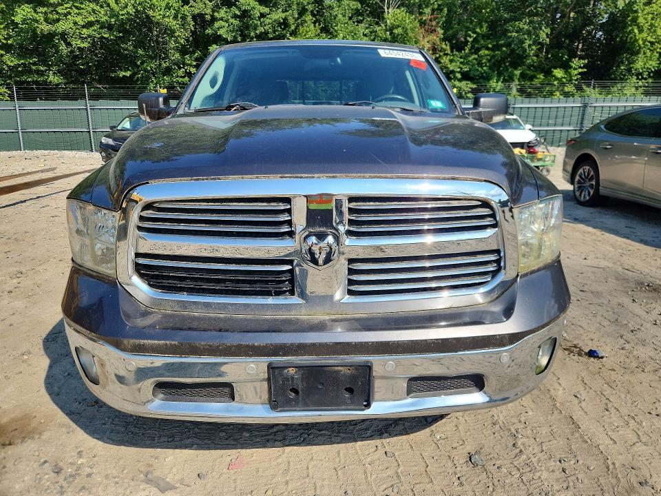 2015 Dodge RAM 1500 SLT
