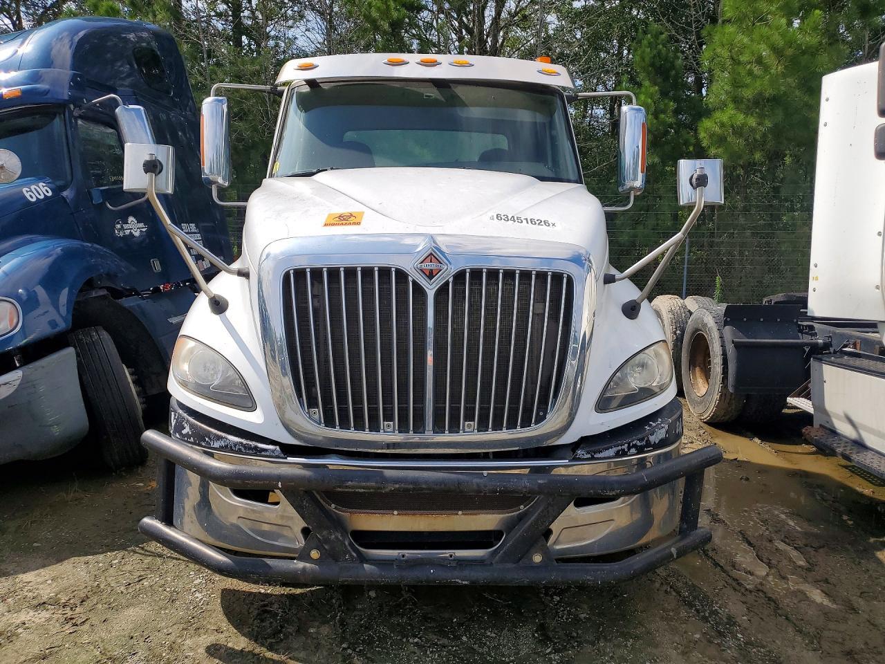 2015 International Prostar Semi Truck
