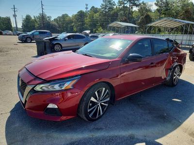 2022 Nissan Altima SR