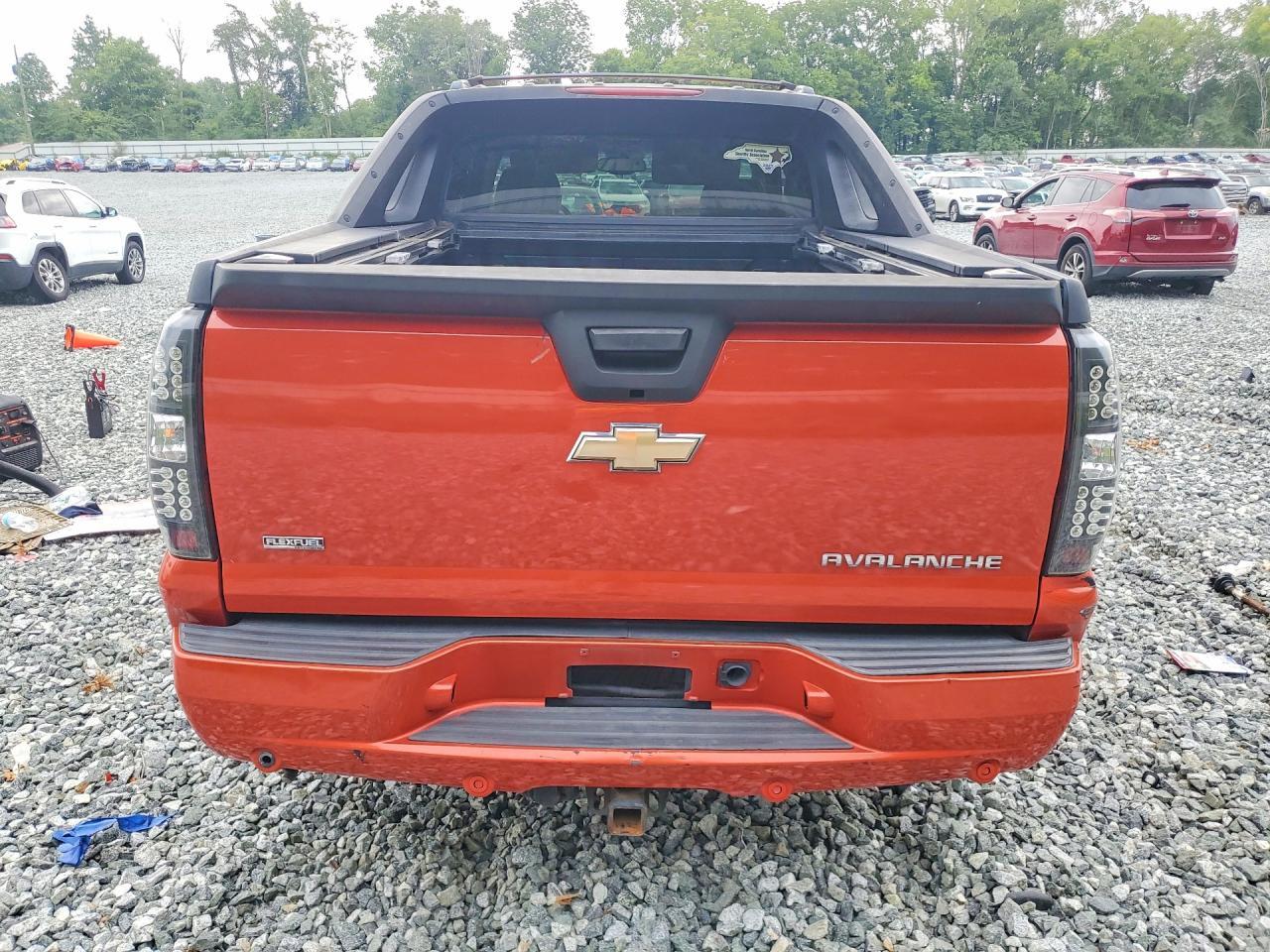 2011 Chevrolet Avalanche LT