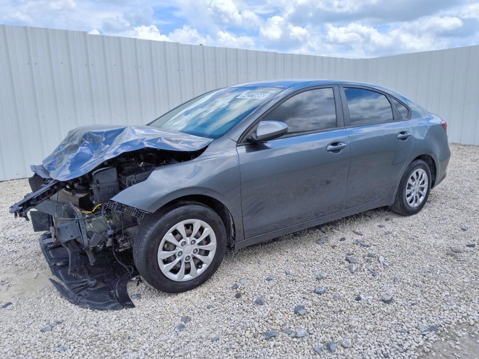 2023 KIA Forte lx
