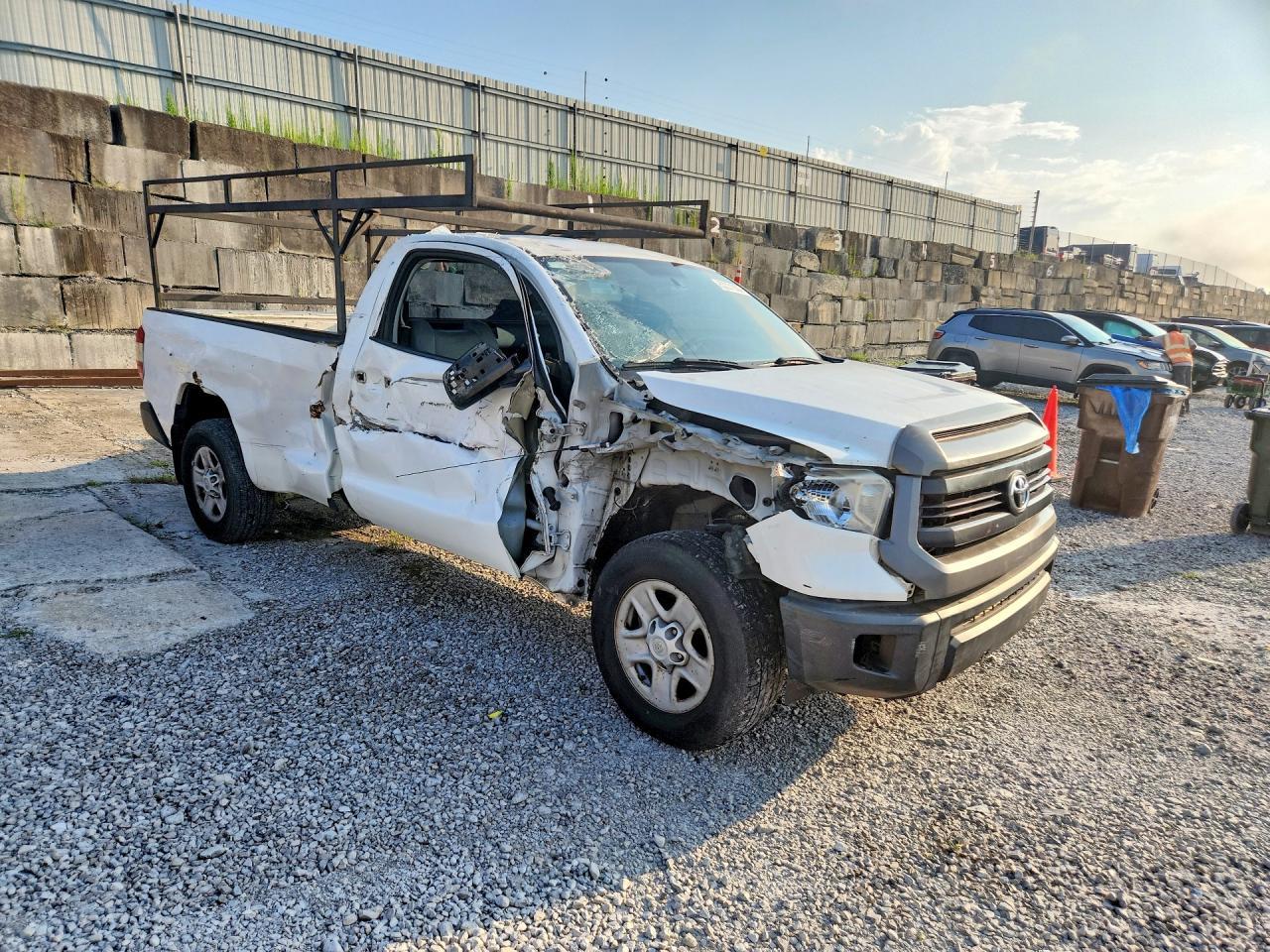2016 Toyota Tundra SR