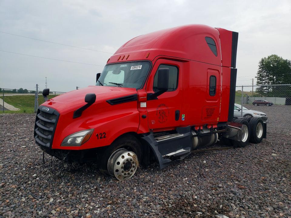 2019 Freightliner Cascadia 126