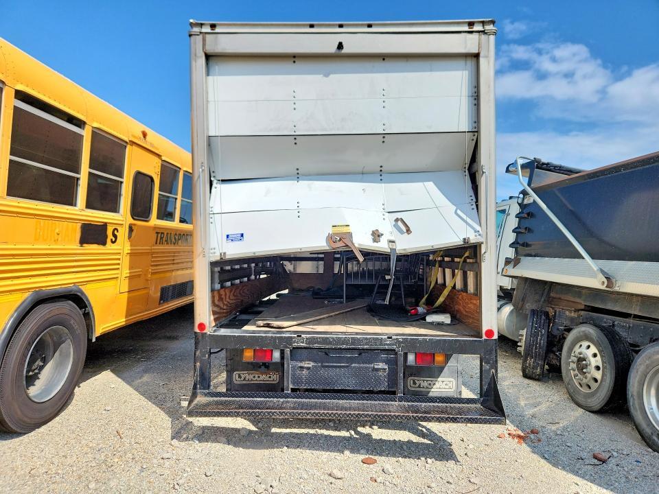 2024 Isuzu Npr box Truck