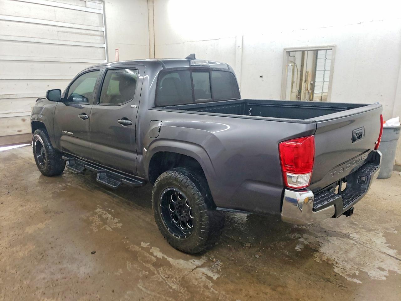 2016 Toyota Tacoma SR5 V6
