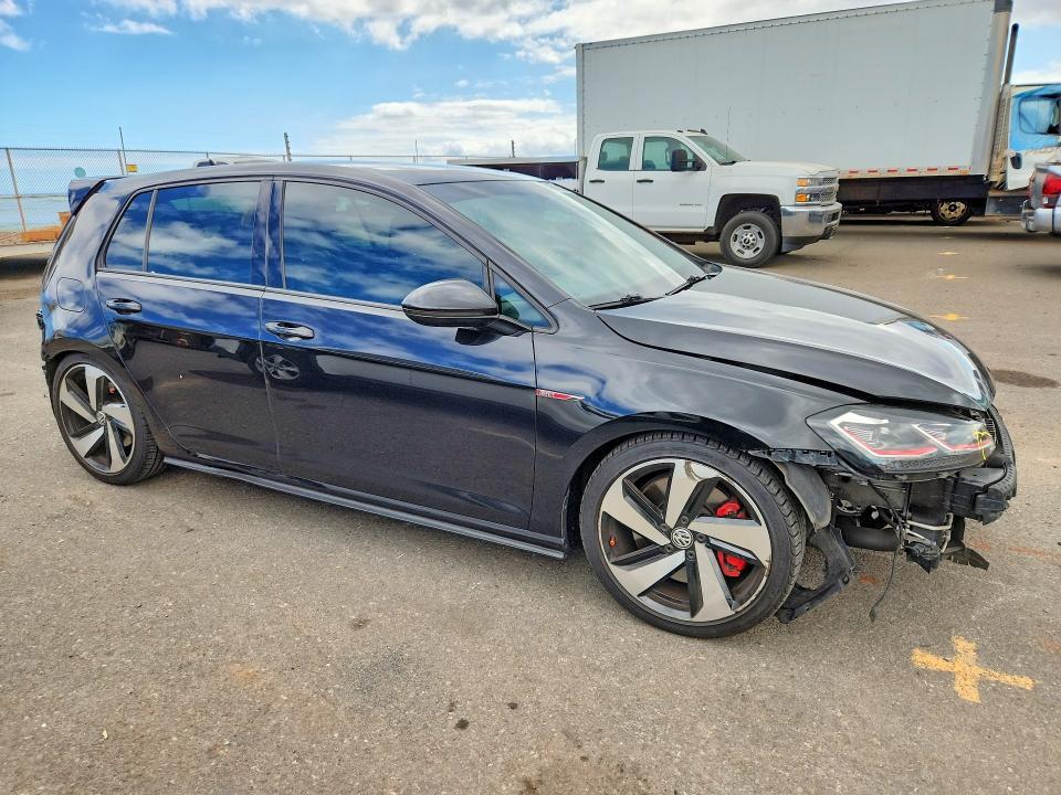 2018 Volkswagen Gti S/se
