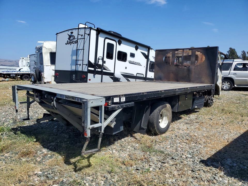 2022 Isuzu NPR HD-Expeditor Truck