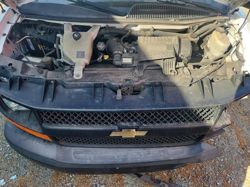 2015 Chevrolet Express BOX Truck