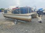 2014 Hampton Boat