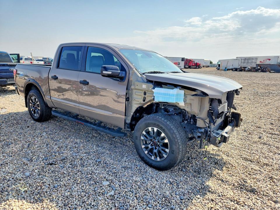 2024 Nissan Titan PRO-4X