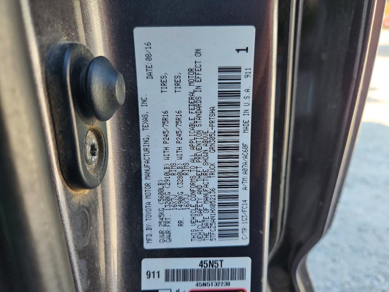 2017 Toyota Tacoma SR5 V6