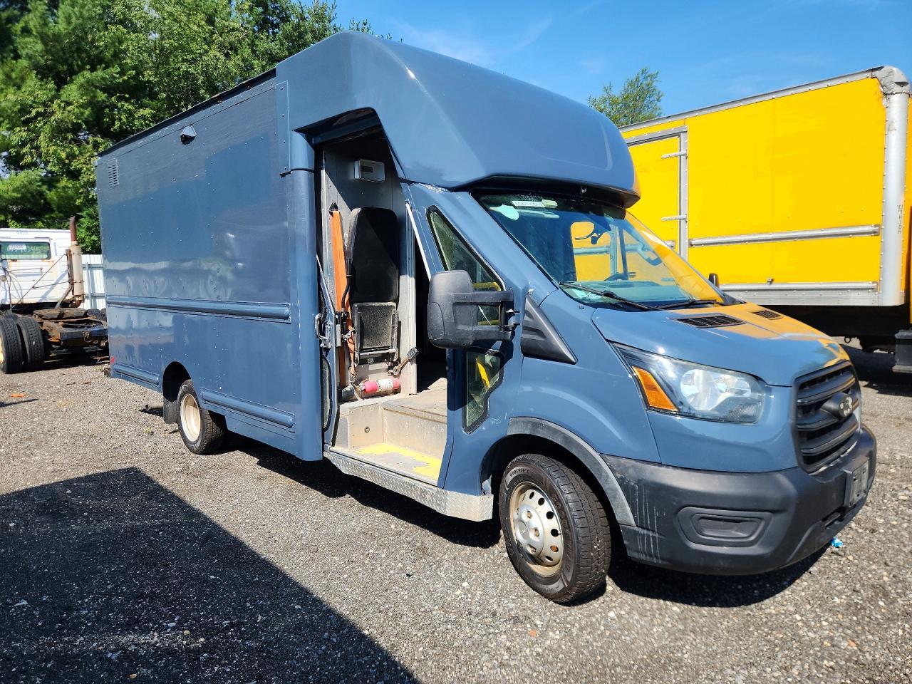 2021 Ford Transit Delivery Truck