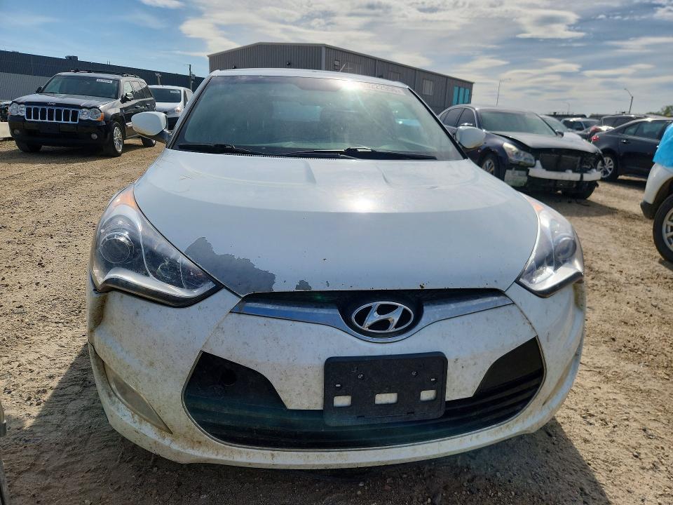 2016 Hyundai Veloster Base