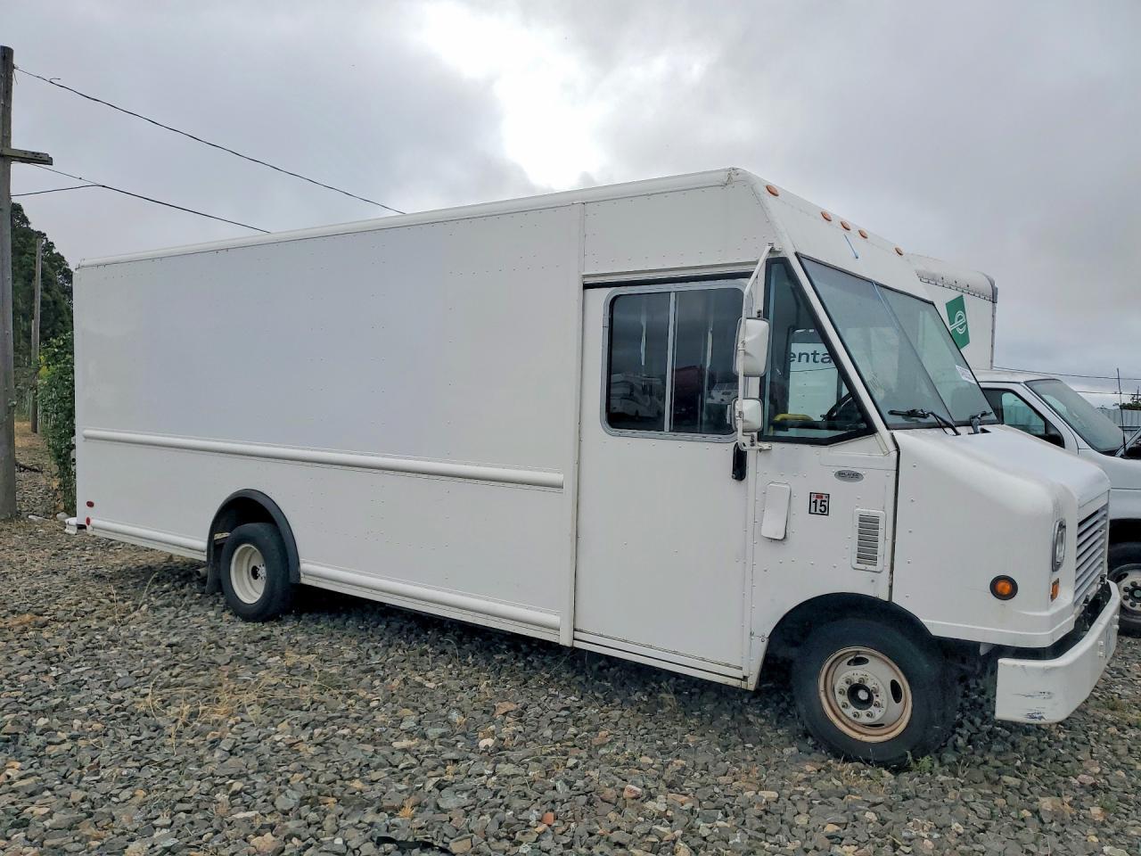 2010 Ford E450 Delivery Truck