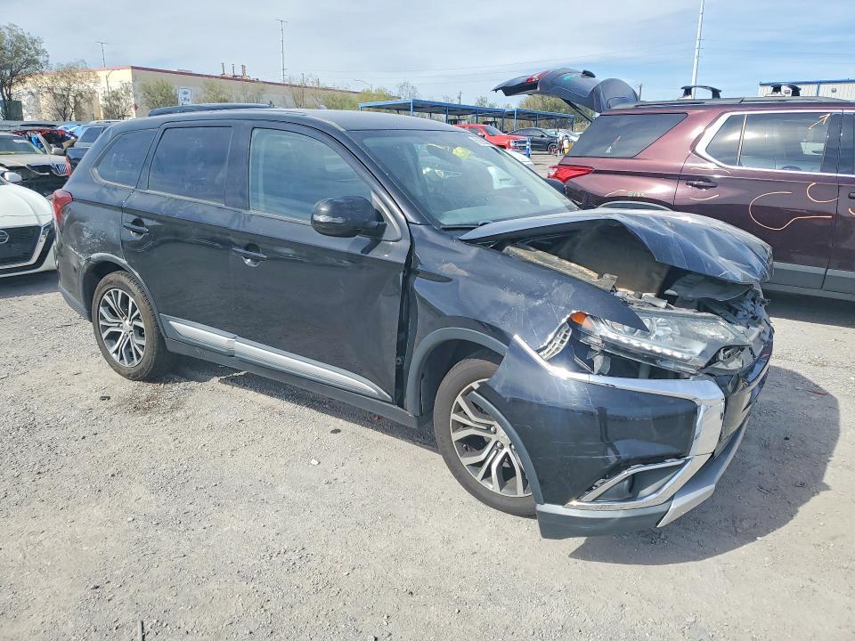 2017 Mitsubishi Outlander ES