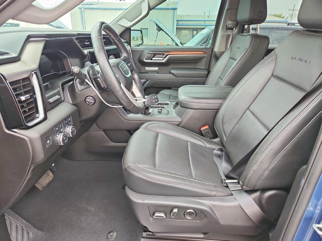 2025 GMC Sierra K1500 Denali
