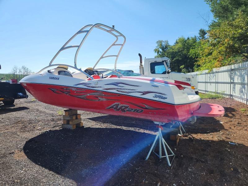2005 Yamaha Boat AR210-Boat