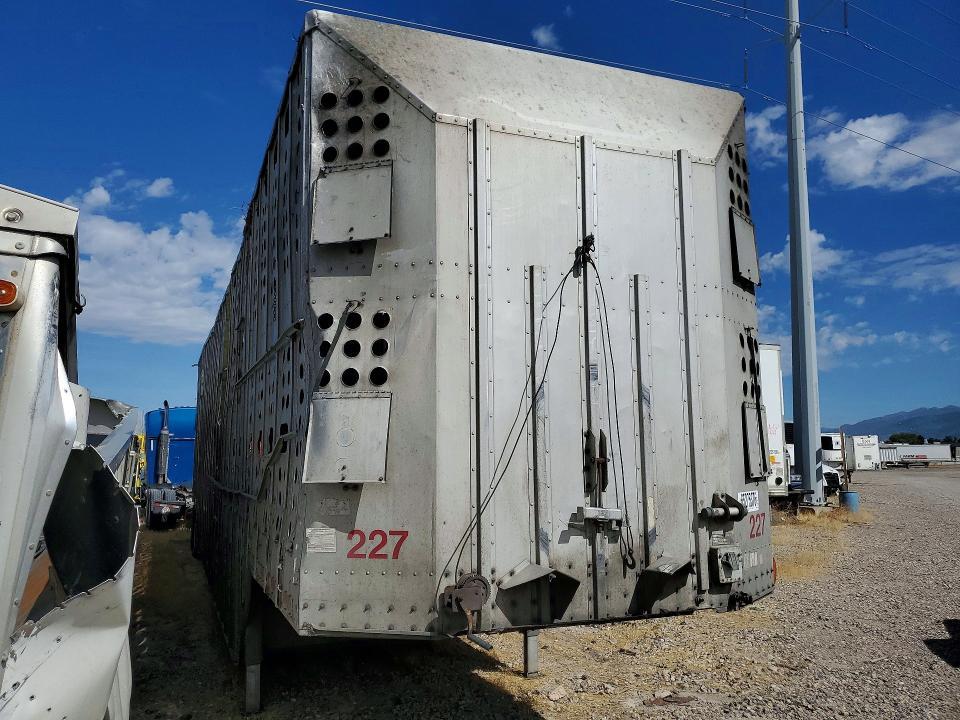 2005 Merritt Equipment 2005 Merritt Livestock Trailer