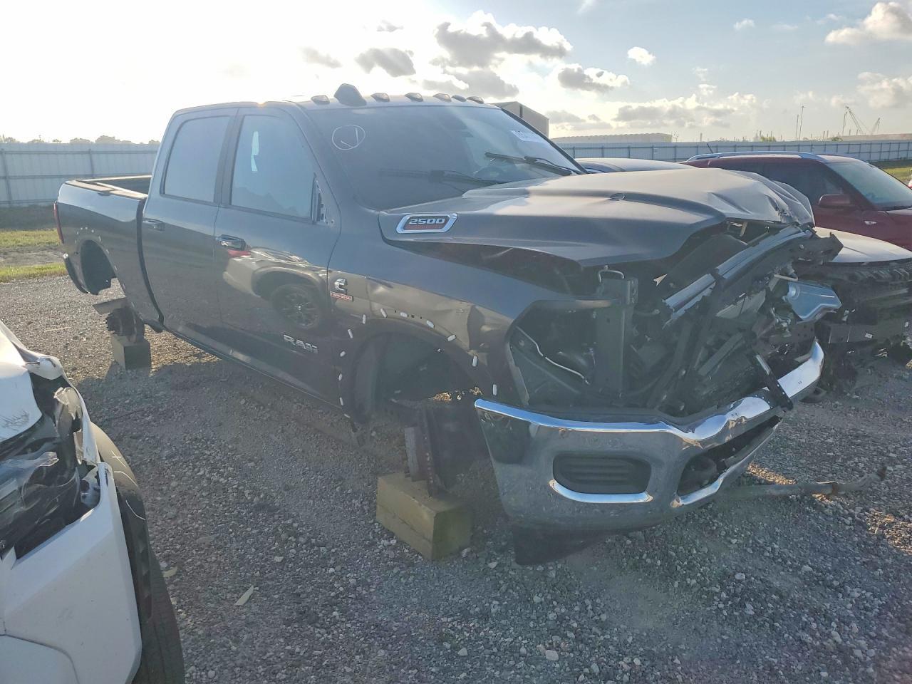 2022 Dodge 2500 Laramie