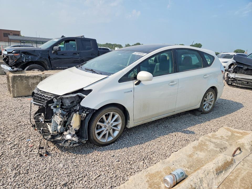 2012 Toyota Prius v Five