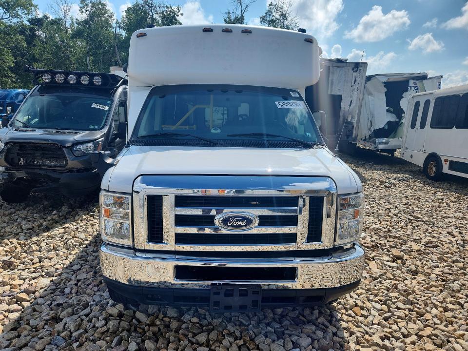 2017 Ford E350 Shuttle Bus