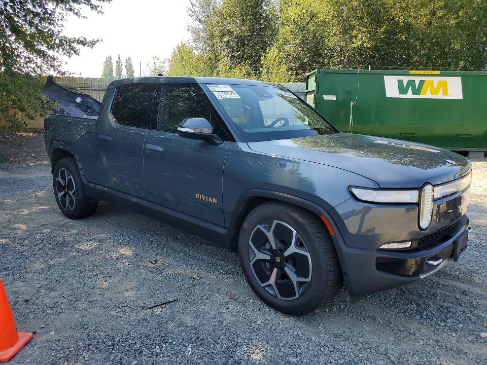2022 Rivian R1T Adventure