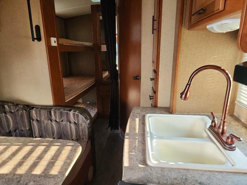 2014 Forest River Surveyor Camper