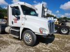 2015 Freightliner Cascadia Semi Truck