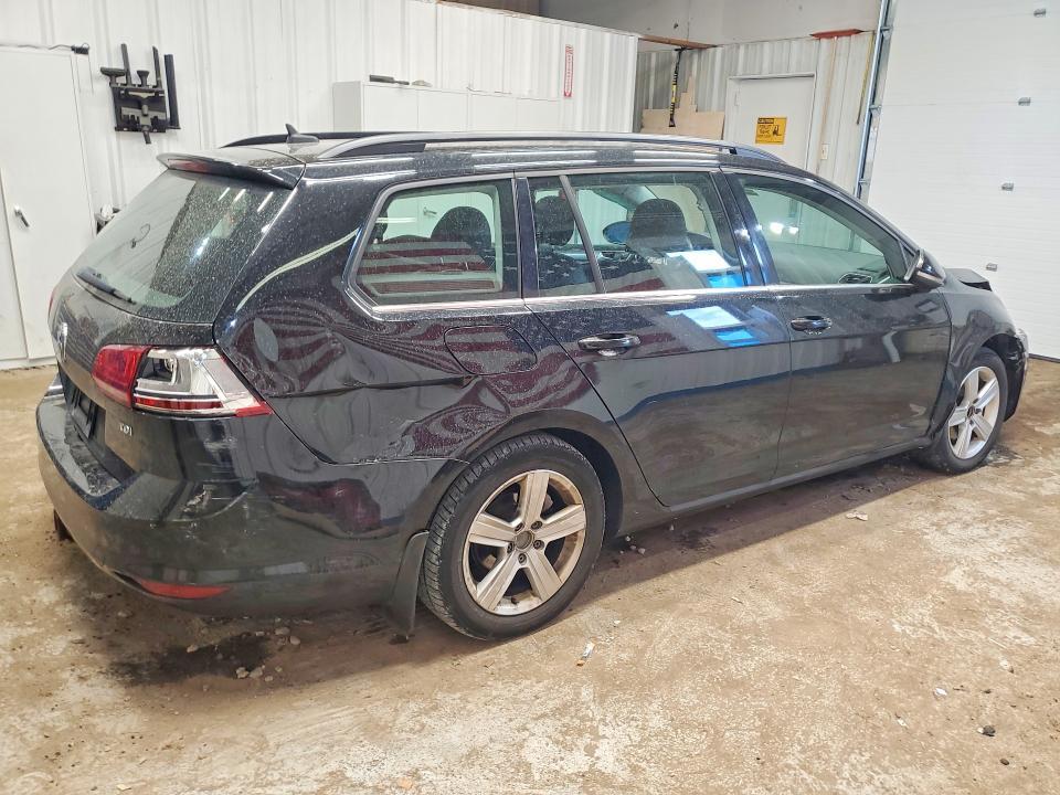 2015 Volkswagen Golf Sportwagen tdi s