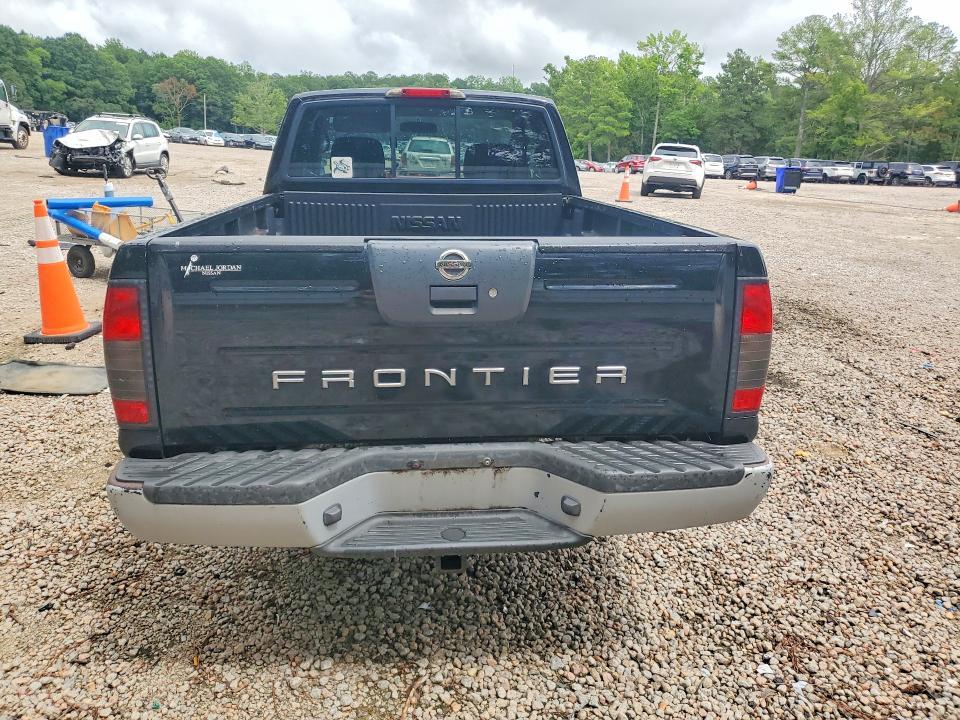 2002 Nissan Frontier Standard