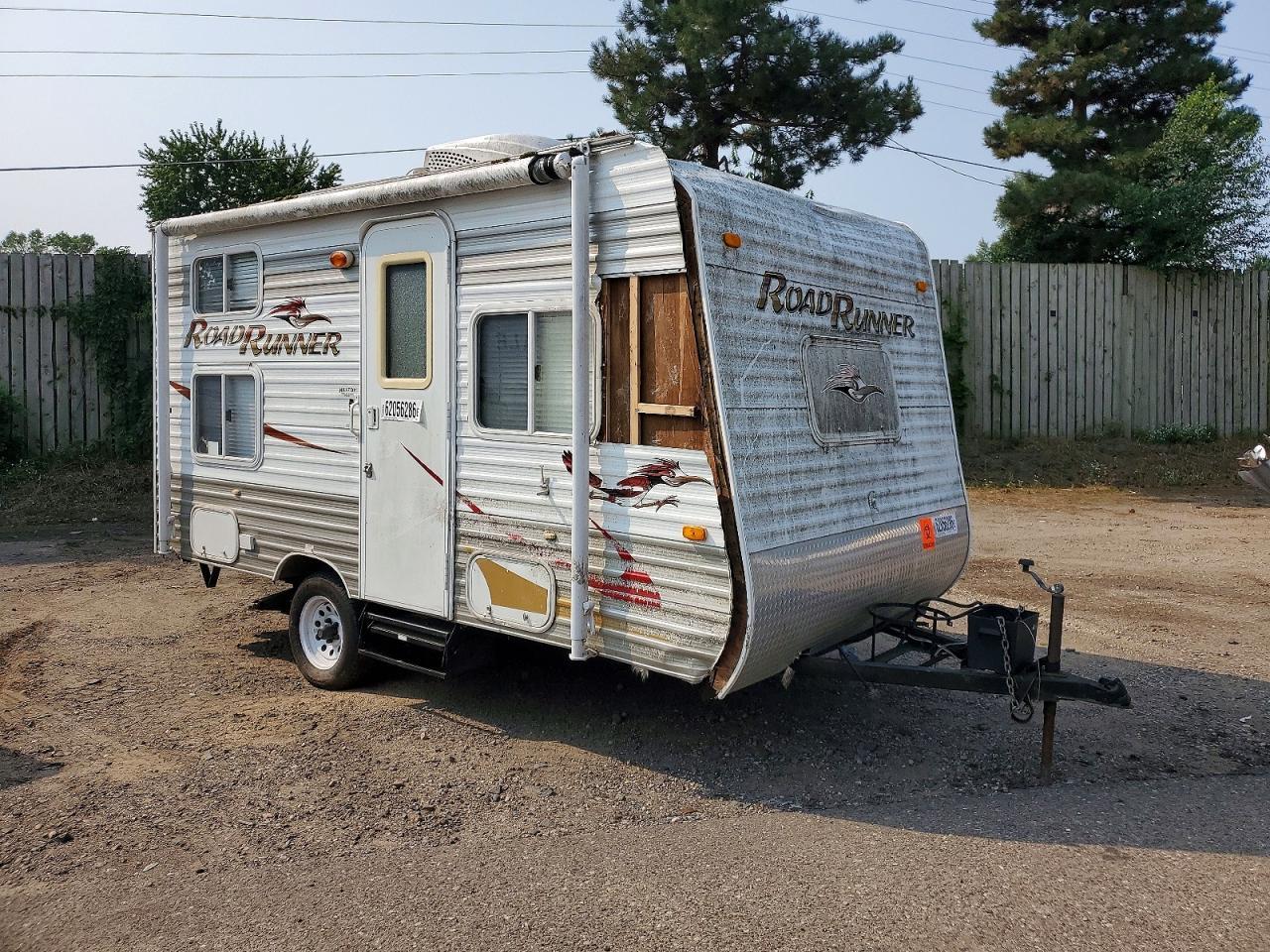 2009 Sun Valley Road Runner Camper