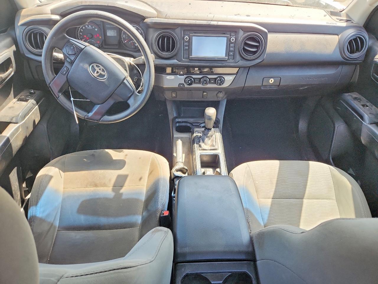 2017 Toyota Tacoma SR