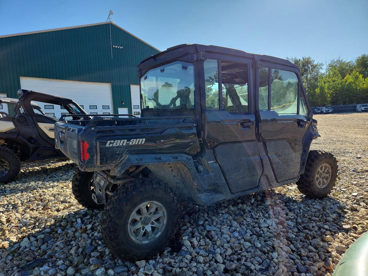 2024 Can-Am Defender Utility Vehicle