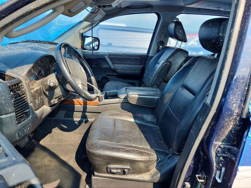 2011 Nissan Titan SV