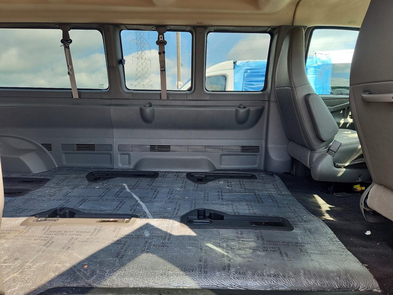 2026 GMC Savana G3500 LT