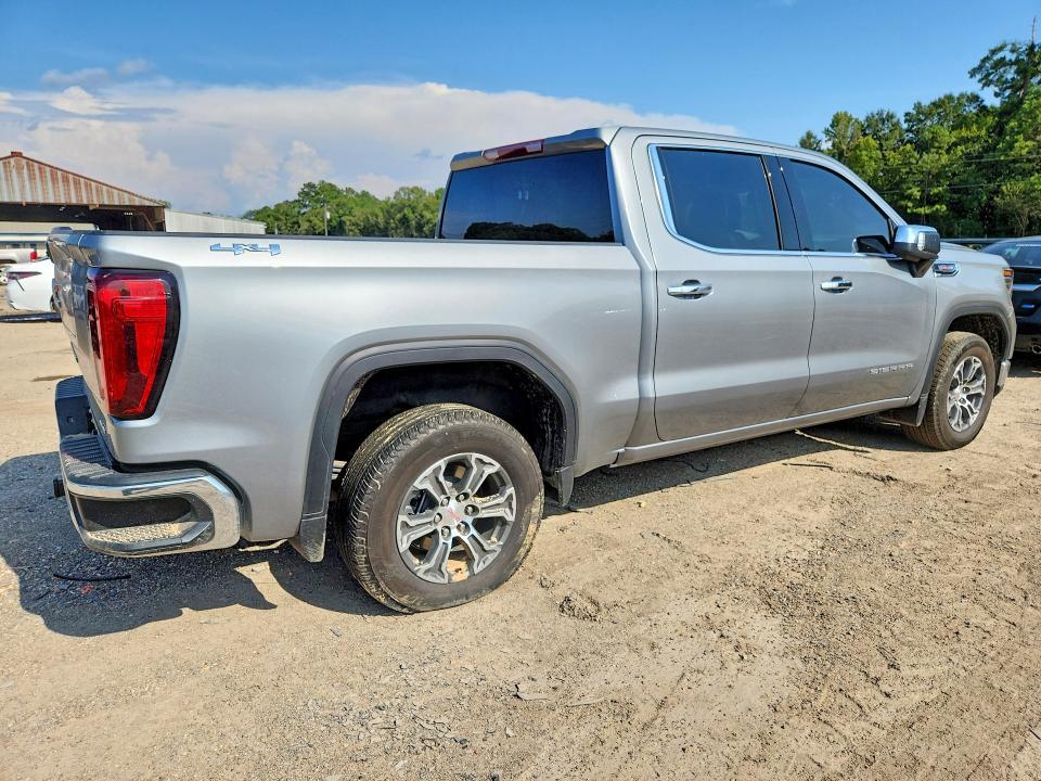 2026 GMC Sierra K1500 SLT