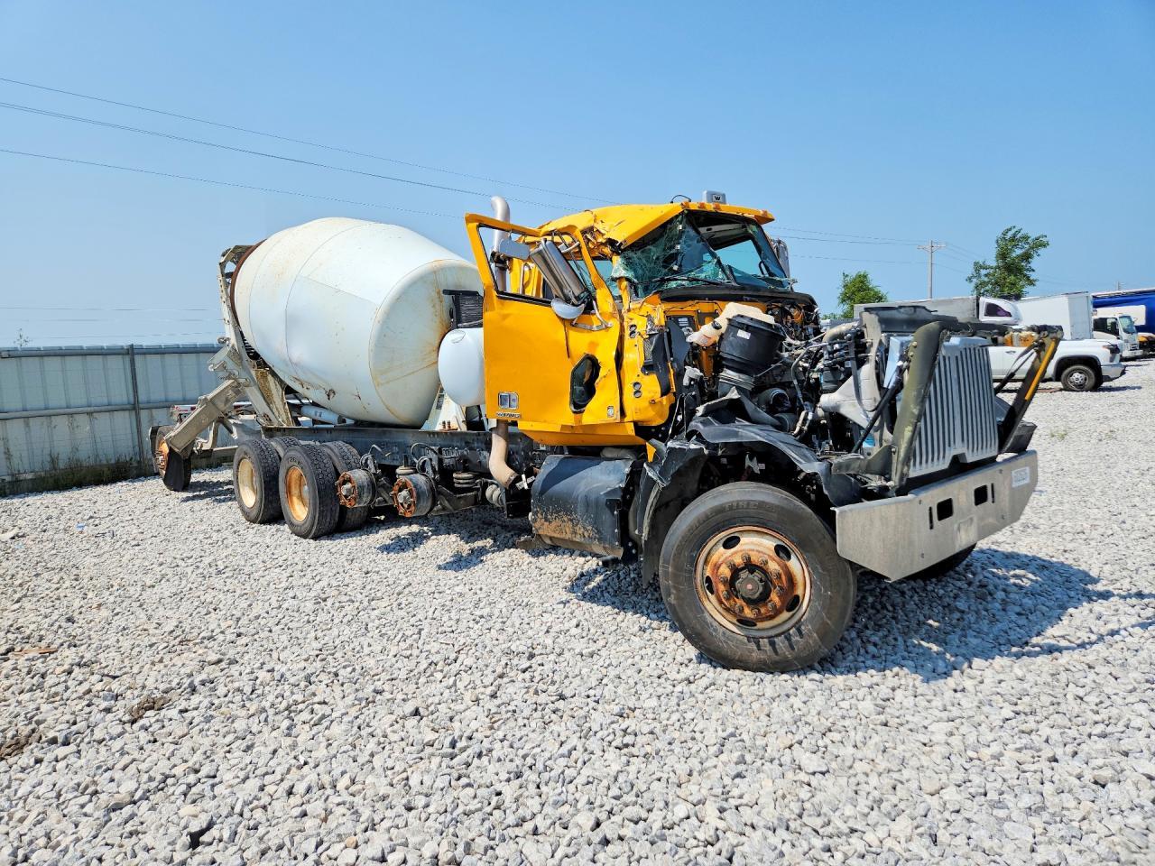 2022 Western Star 2022 Western Star 4700 Ready MIX Truck