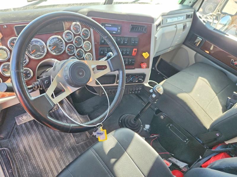 2022 Western Star 2022 Western Star 4900 Semi Truck
