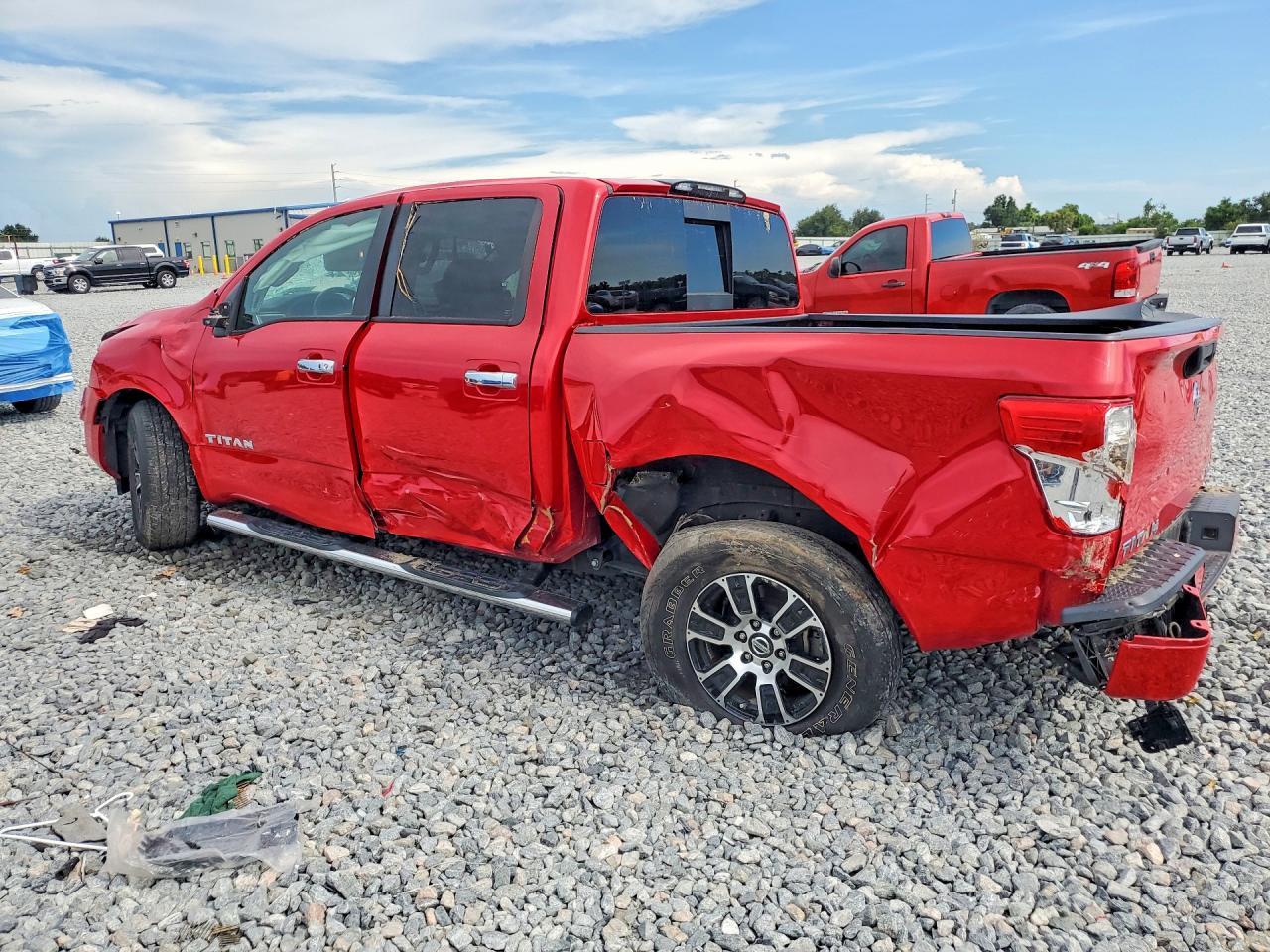 2021 Nissan Titan SV