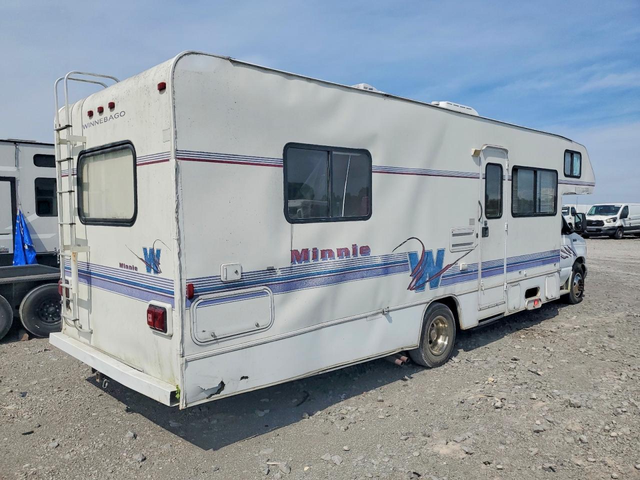 1996 Ford 1996 Winnebago Minnie RV