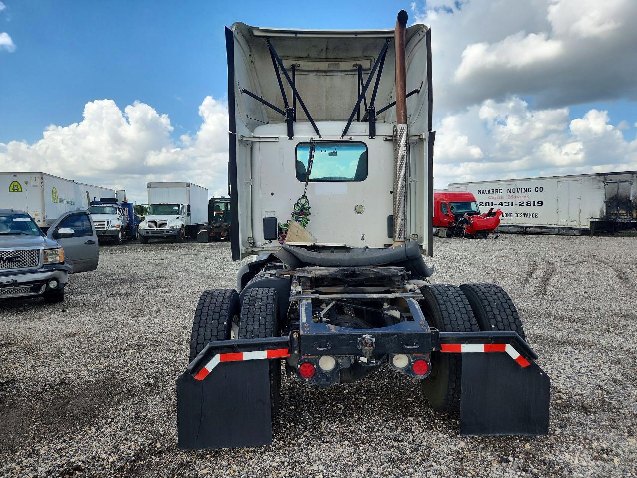2016 Peterbilt 579 Semi Truck